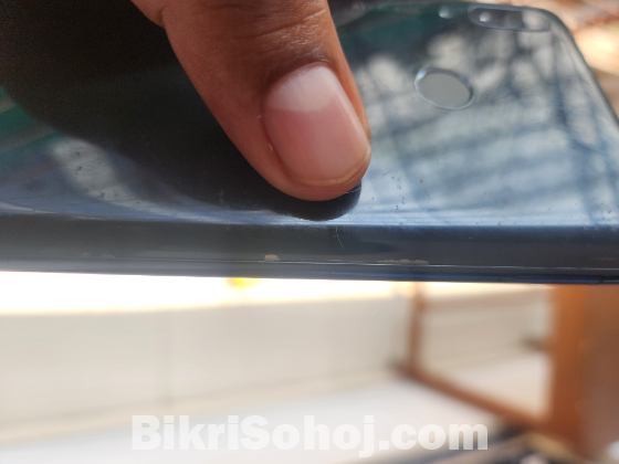 Huawei y9 (4/64)